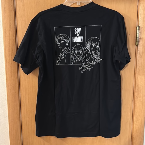 Uniqlo Spy x Family Short Sleeve Tee T-Shirt Black White Size Small - Picture 10 of 11